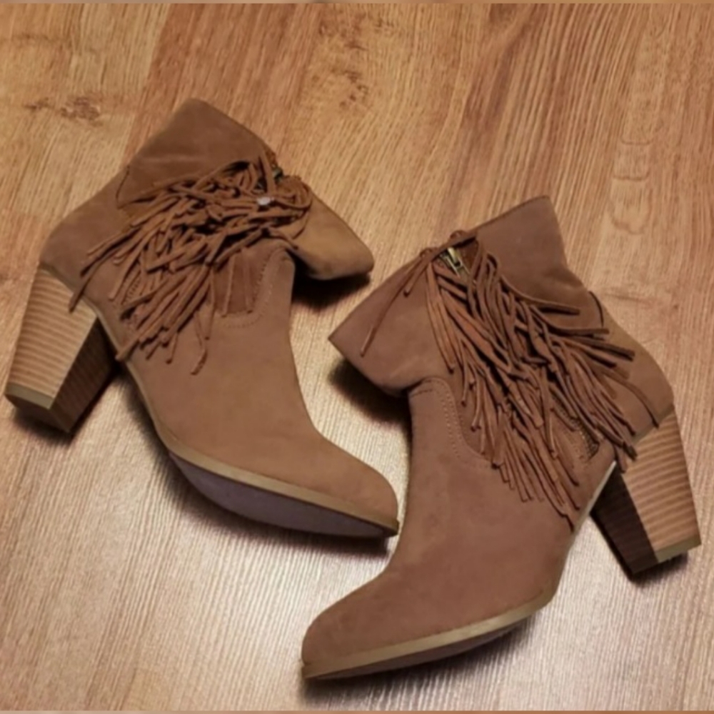 Rampage Boots